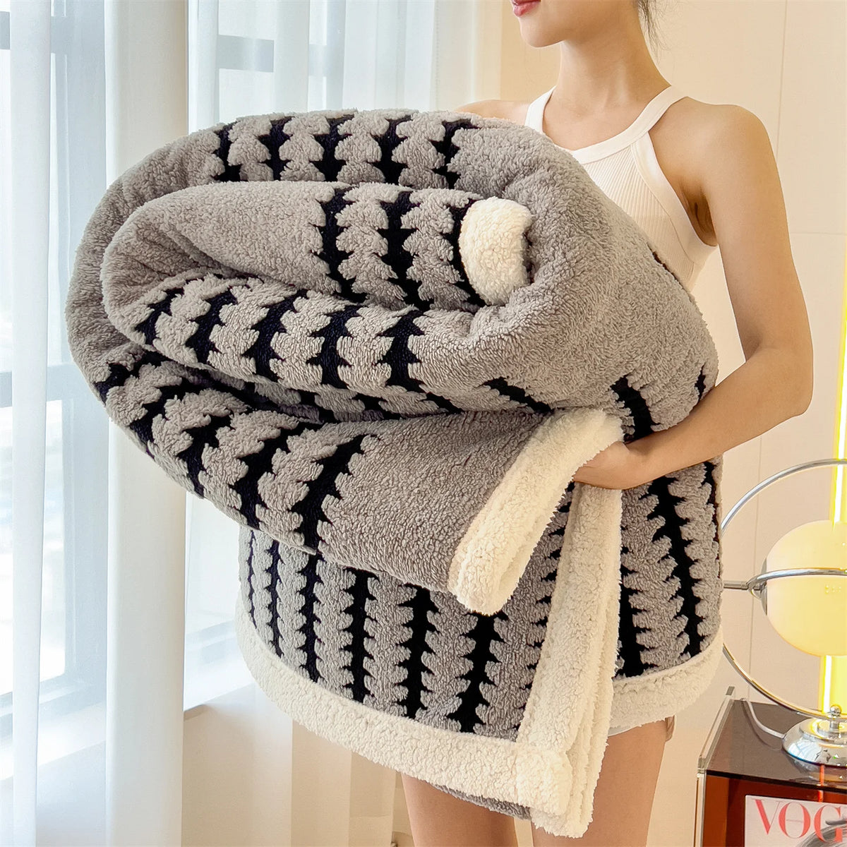 Fluffy Geometric Stripe Fleece Blanket