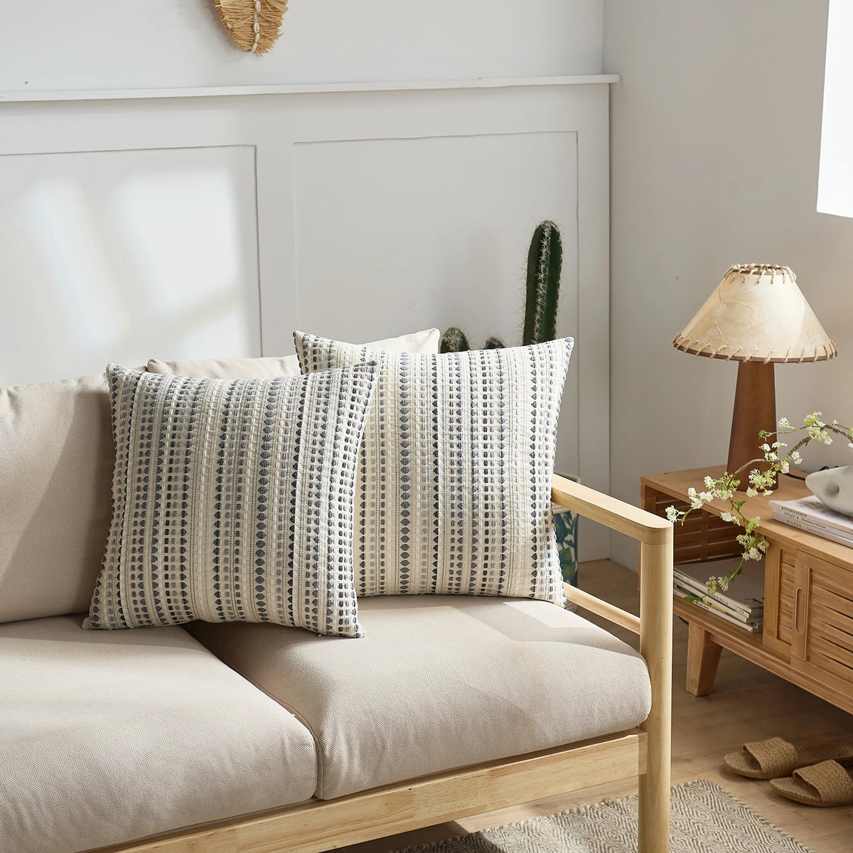 Nordic Polka Dot Textured Pillow Cover