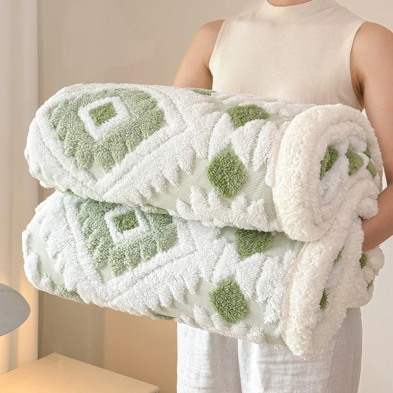 Geometric Jacquard Double-Layer Fleece Blanket