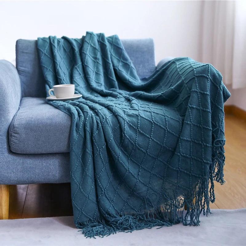 Dark Green Vintage Knit Tassel Throw Blanket