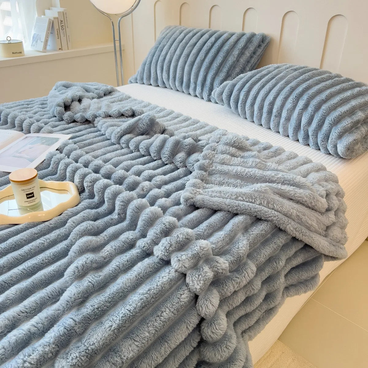 Thickened Wide Stripe Coral Fleece Blanket