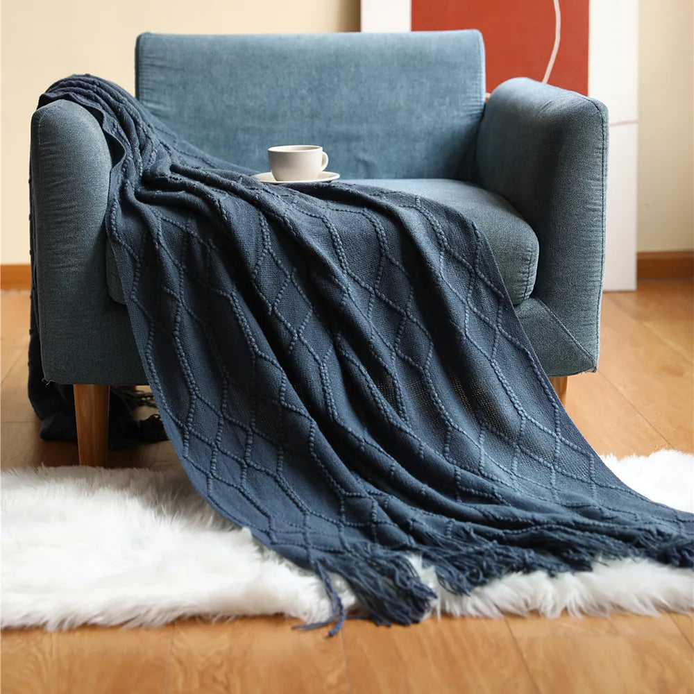 Dark Green Vintage Knit Tassel Throw Blanket
